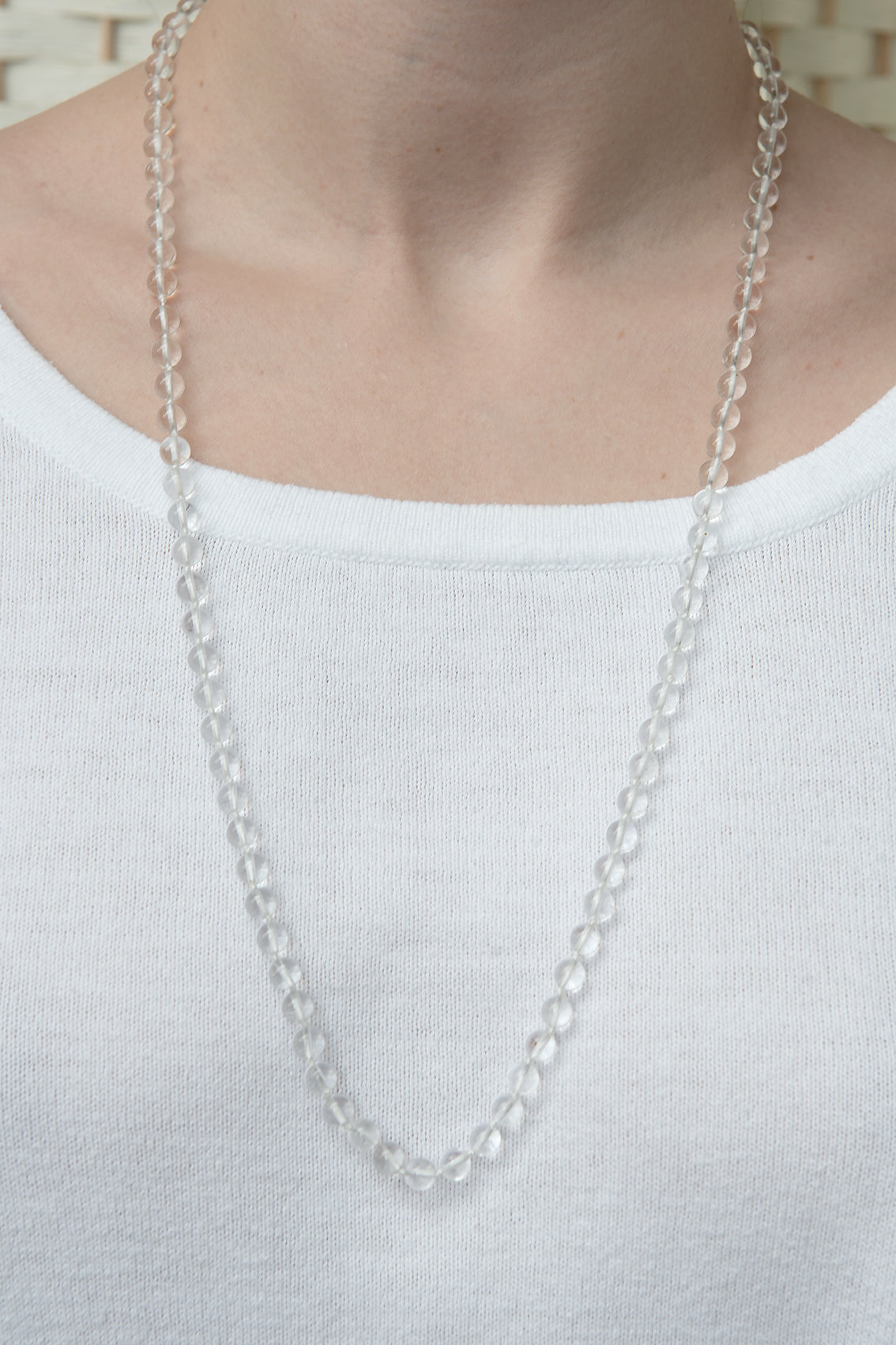 Rock crystal necklace – hand-knotted with love