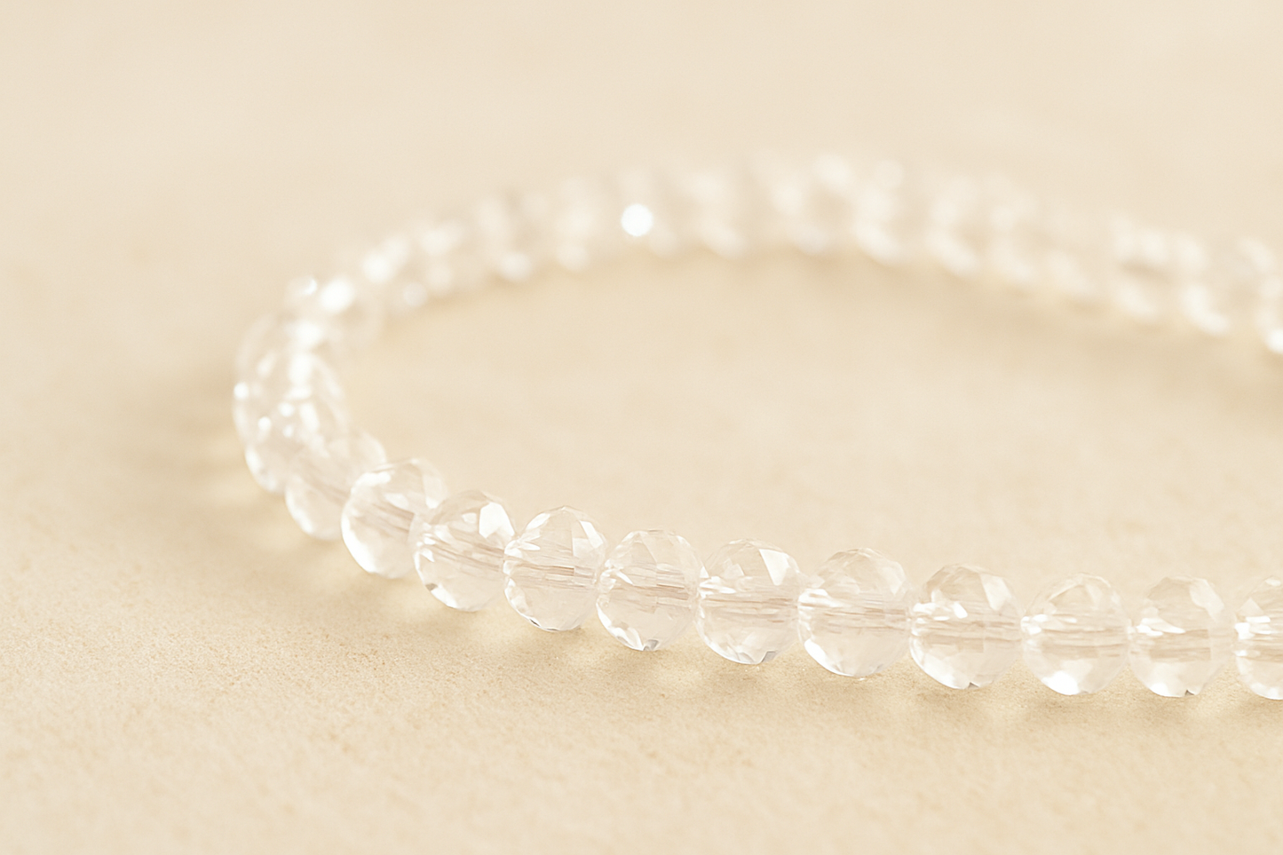 Delicate glitter crystal necklace